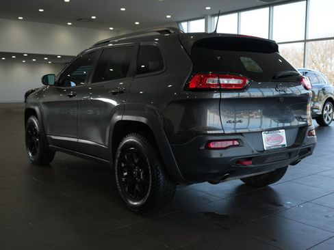 Used 2016 Jeep Cherokee Trailhawk w/ Comfort/Convenience Group image 9