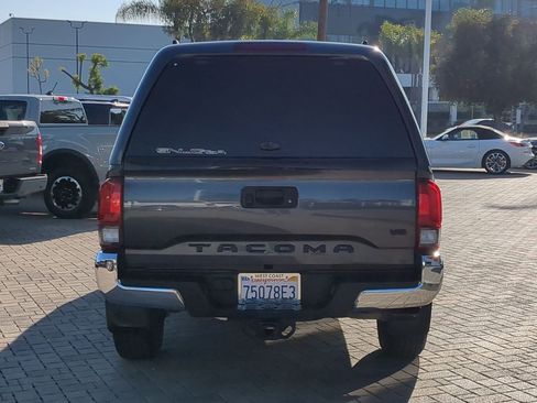 Used 2021 Toyota Tacoma SR5 w/ Blackout Package (TMS) image 5