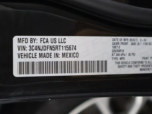 Used 2024 Jeep Compass Latitude w/ Sun and Sound Group AWD/4WD image 53