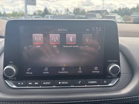 Used 2021 Nissan Rogue SV AWD/4WD image 16
