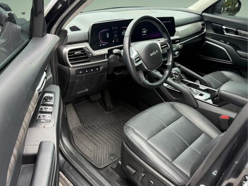 Used 2024 Kia Telluride EX FWD image 9