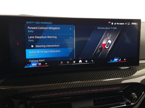 Used 2026 BMW M2 w/ Lighting Package RWD image 18