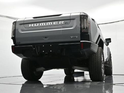 New 2025 GMC Hummer EV 3X image 40