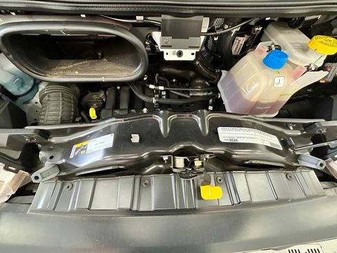 Used 2023 RAM ProMaster 2500 image 21