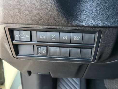 Used 2024 Toyota Tundra SR5 AWD/4WD image 16