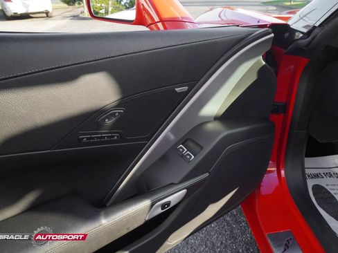 Used 2014 Chevrolet Corvette Stingray Convertible image 18