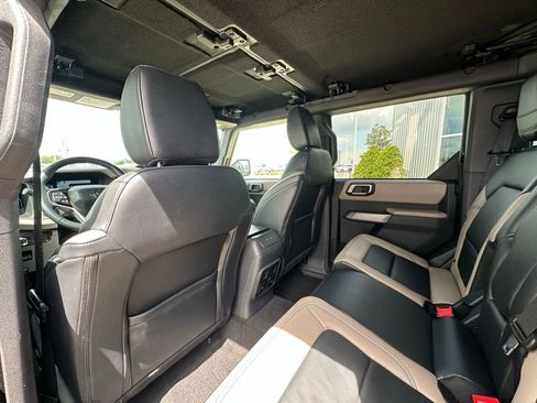 Used 2023 Ford Bronco Wildtrak AWD/4WD image 22