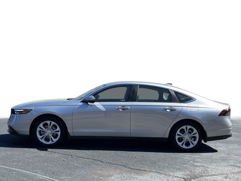 Certified 2025 Honda Accord LX image 20