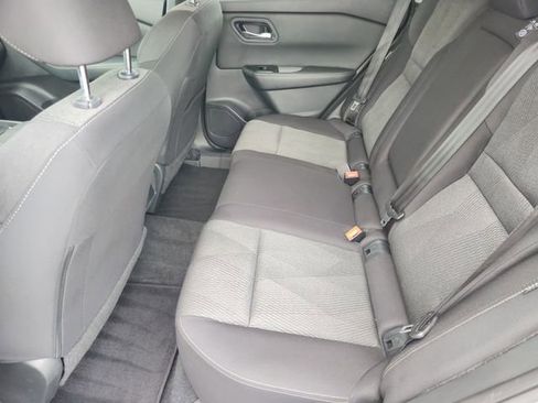 Used 2024 Nissan Rogue SV FWD image 24