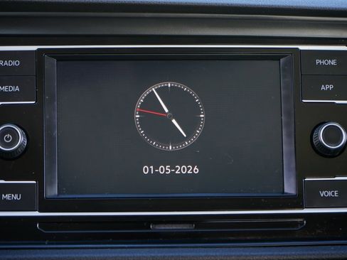 Used 2020 Volkswagen Jetta SE image 27