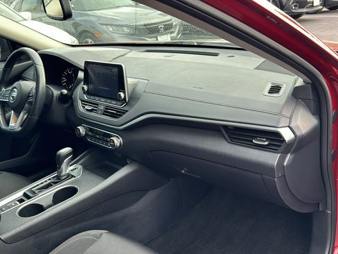 Used 2019 Nissan Altima 2.5 SV image 24