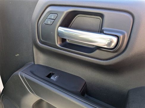 Used 2020 Chevrolet Silverado 1500 Custom Trail Boss w/ Custom Convenience Package image 27