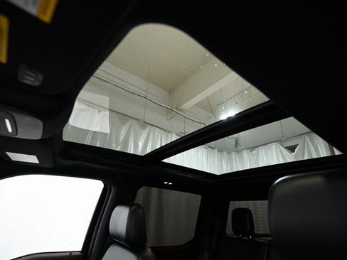 Used 2023 Ford F150 Lariat w/ Equipment Group 502A High image 24