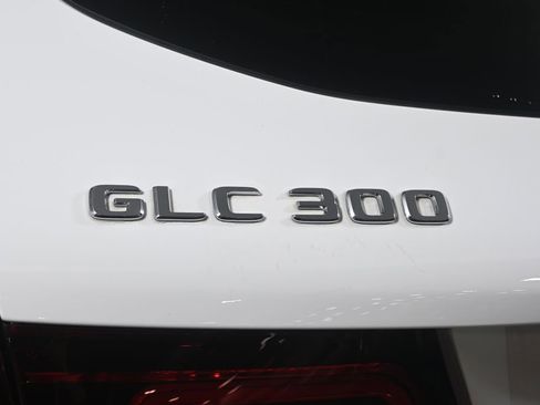 Used 2020 Mercedes-Benz GLC 300 4MATIC image 40