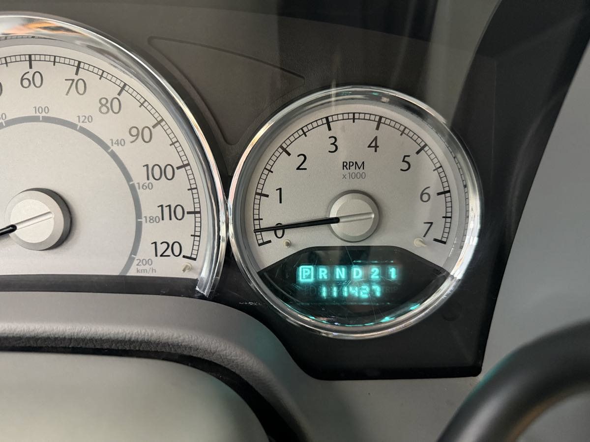 Used 2007 Chrysler Aspen Limited RWD image 15