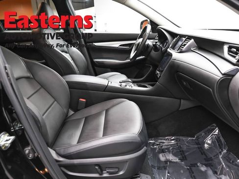 Used 2023 INFINITI QX50 Pure AWD/4WD image 24