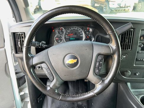Used 2021 Chevrolet Express 2500 w/ Driver Convenience Package image 15