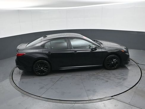 Used 2025 Toyota Camry SE image 41