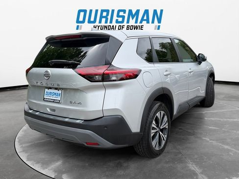 Used 2023 Nissan Rogue SV AWD/4WD image 6