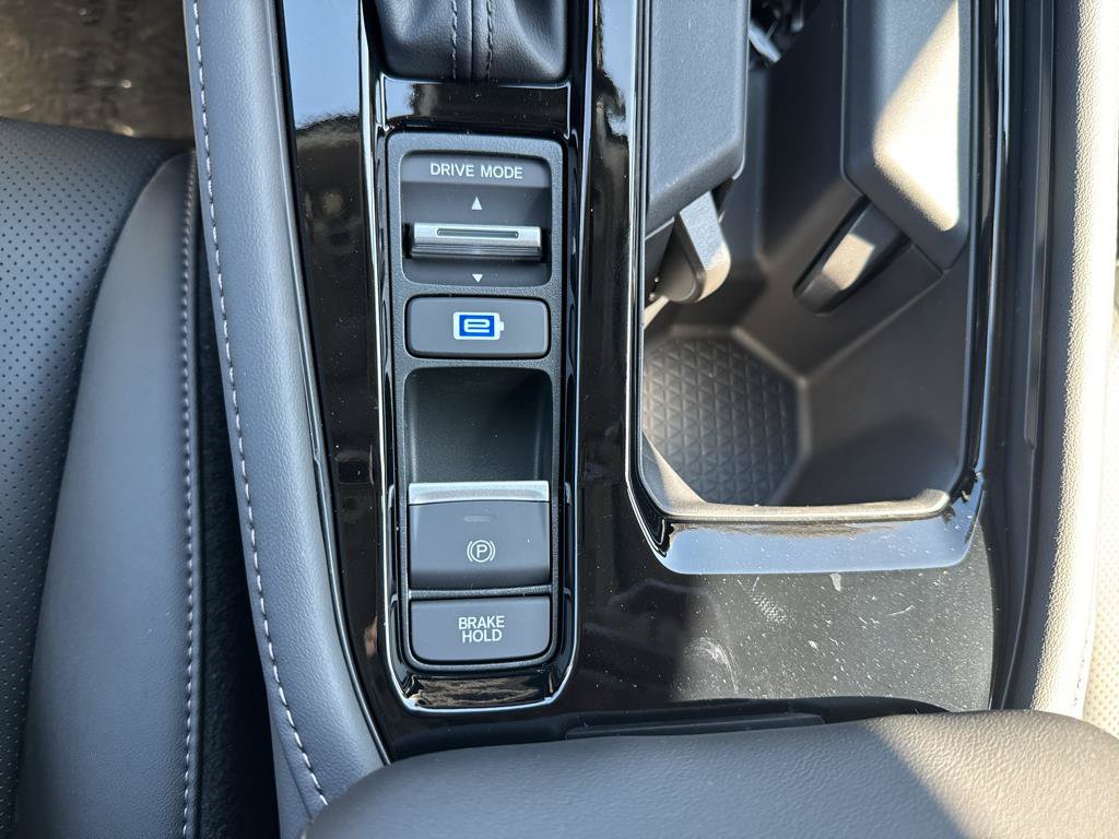New 2026 Honda Accord Hybrid Touring image 19