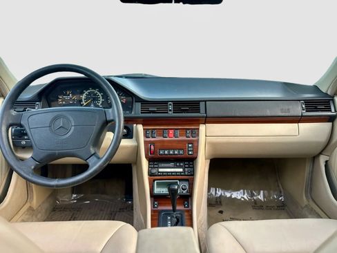 Used 1994 Mercedes-Benz E 320 Sedan image 16