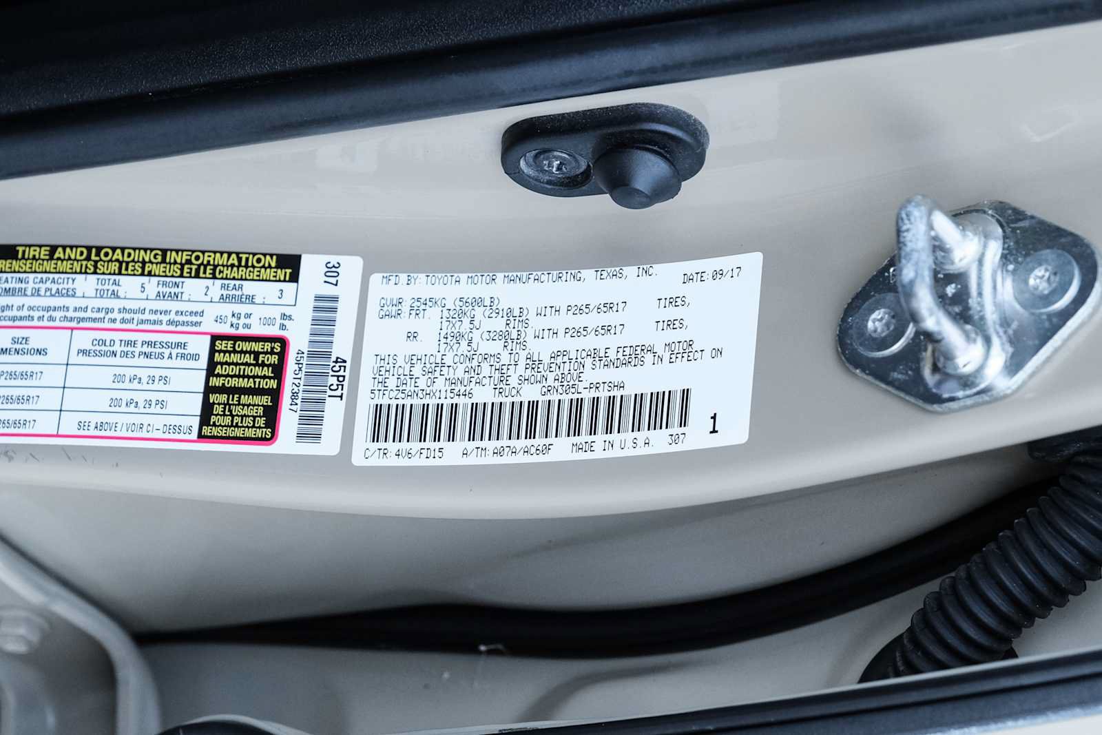 Used 2017 Toyota Tacoma TRD Sport w/ Tow Package (A/T) AWD/4WD image 55