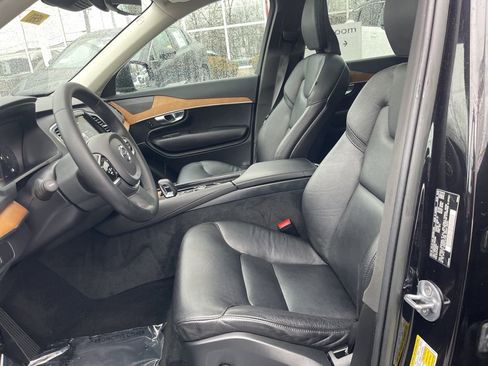 Used 2023 Volvo XC90 B6 Plus w/ Protection Package Premier image 16