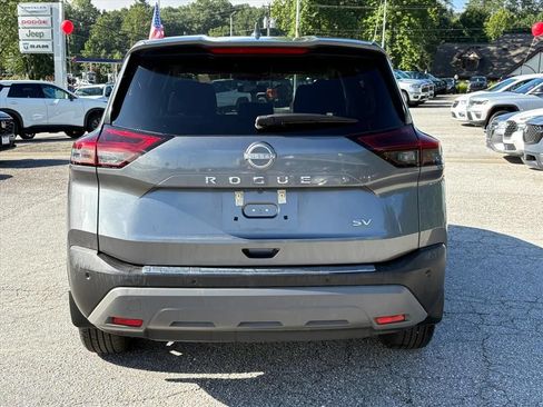 Used 2023 Nissan Rogue SV FWD image 6