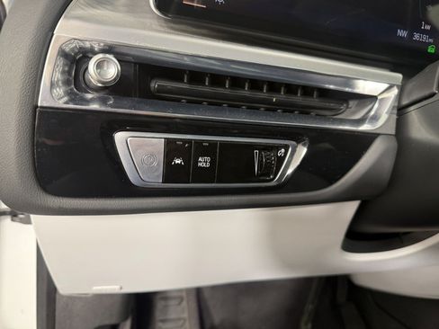Used 2024 Cadillac Lyriq Sport AWD/4WD image 22