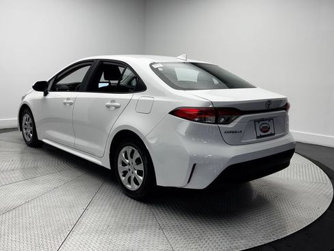 Used 2026 Toyota Corolla LE FWD image 27