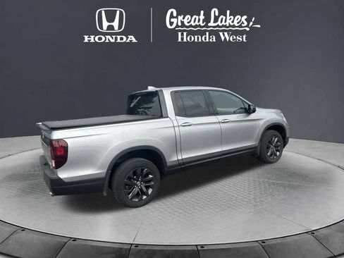 Used 2024 Honda Ridgeline Sport image 13