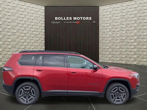New 2026 Jeep Cherokee Laredo AWD/4WD image 1