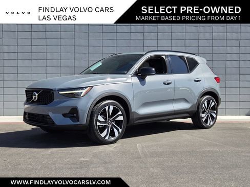 Used 2023 Volvo XC40 B5 Ultimate w/ Climate Package AWD/4WD image 1