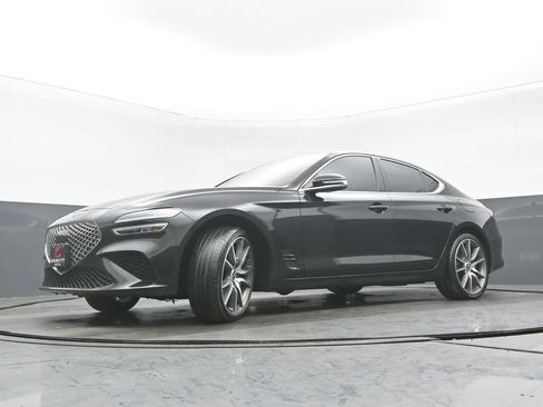 Used 2023 Genesis G70 2.0T image 29