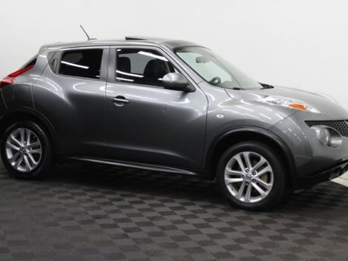Used 2013 Nissan Juke SV image 1