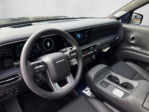 Used 2026 Hyundai Palisade Calligraphy FWD image 3