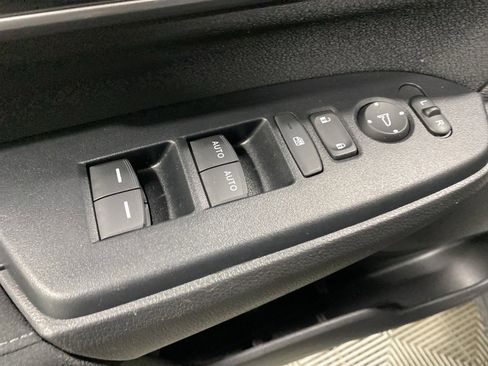 Used 2022 Honda CR-V EX image 17