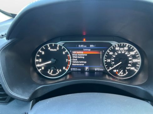 Used 2021 Nissan Altima 2.5 SR FWD image 13