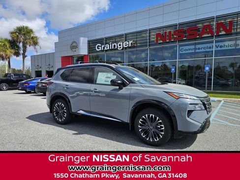 New 2026 Nissan Rogue Platinum w/ Platinum Premium Package AWD/4WD image 1