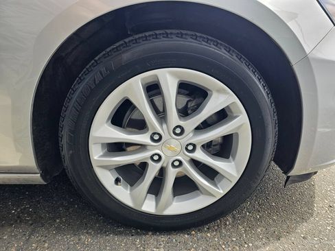Used 2018 Chevrolet Malibu LT FWD image 8