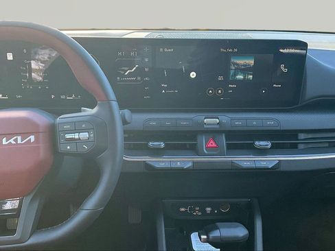 New 2026 Kia K4 GT-Line image 6
