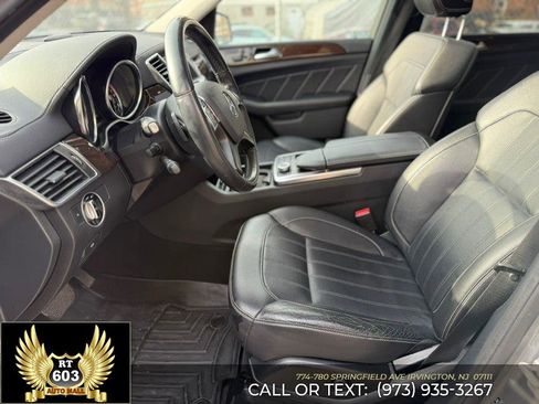 Used 2015 Mercedes-Benz GL 450 4MATIC w/ Lighting Package image 13