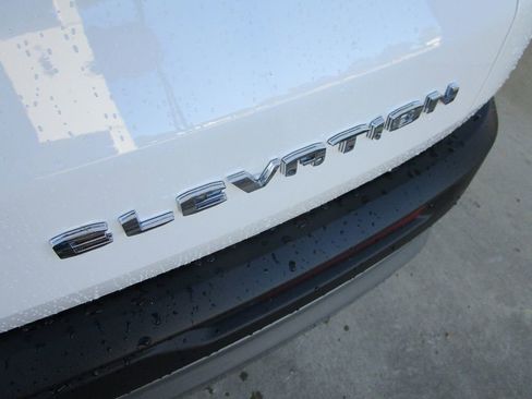 New 2026 GMC Acadia Elevation w/ Elevation Premium Package image 11