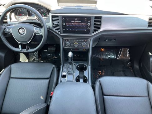 Used 2019 Volkswagen Atlas SE FWD image 14