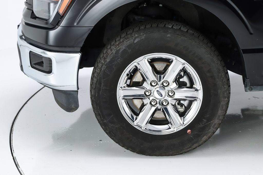 Used 2025 Ford F150 XLT w/ Equipment Group 301A Standard AWD/4WD image 5