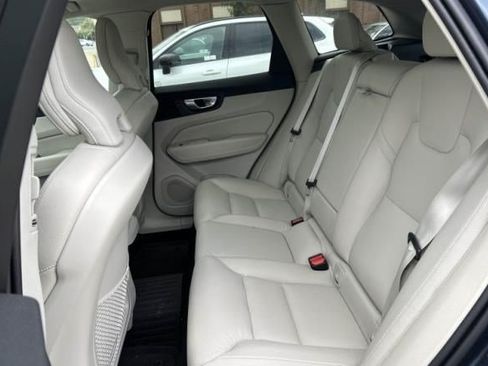 Used 2024 Volvo XC60 B5 Core w/ Protection Package Premier AWD/4WD image 6