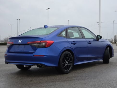 Used 2023 Honda Civic Sport image 17