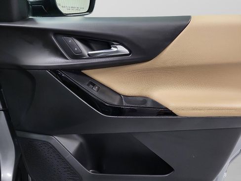 Used 2026 Chevrolet Equinox ACTIV w/ Convenience Package III image 15