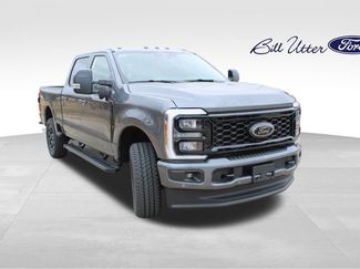 New 2026 Ford F250 Lariat w/ Black Appearance Package video 2