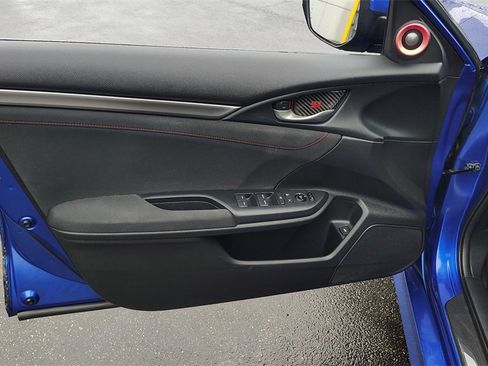 Used 2018 Honda Civic Si image 8